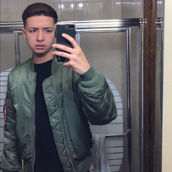 Meet your Posher, Rafael - Picture 1 of 1